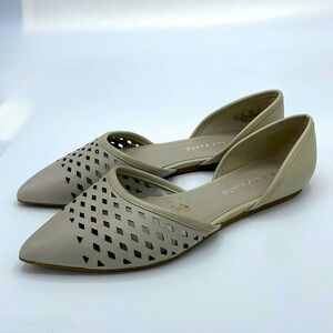 Franco Sarto Honesty 2 Pointed Toe Perforated Leather Two Toned Flats Size 7.5